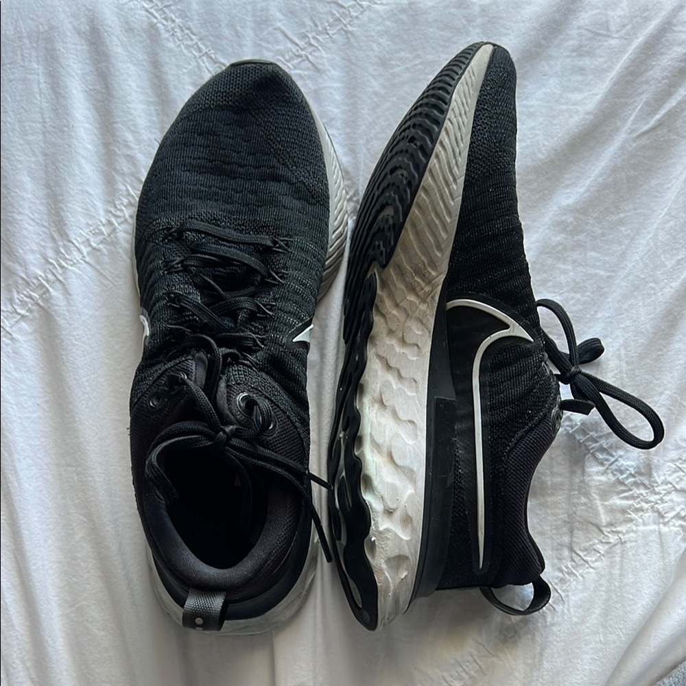 Nike react infinity Flyknit shoes